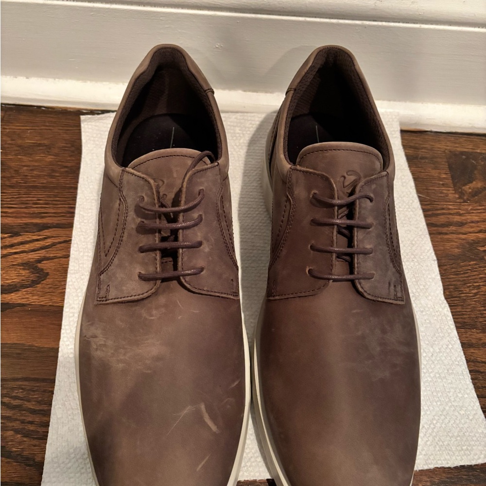 Ecco Brown Leather Oxfords Classic Design